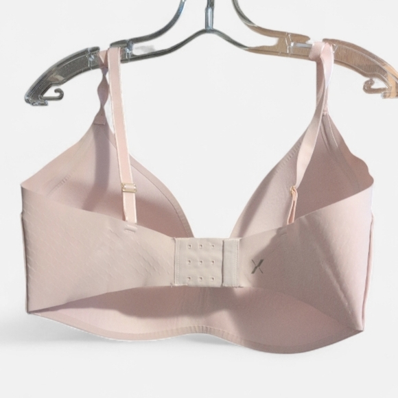 Knix Wireless Seamless Nude Bra Woman's 8 Plus Adjustable Padded - Picture 3 of 6